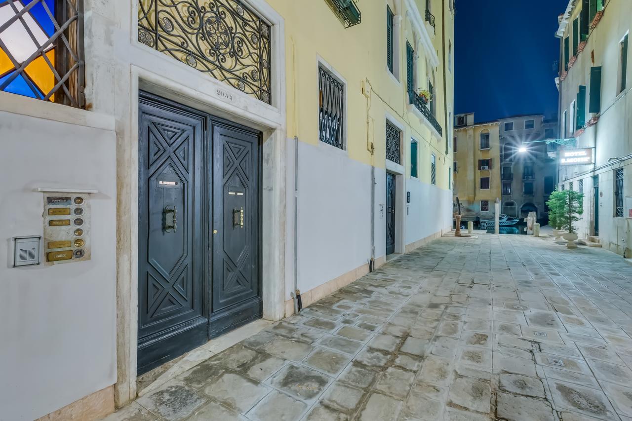 San Moise Luxury Apartment Venezia Eksteriør bilde